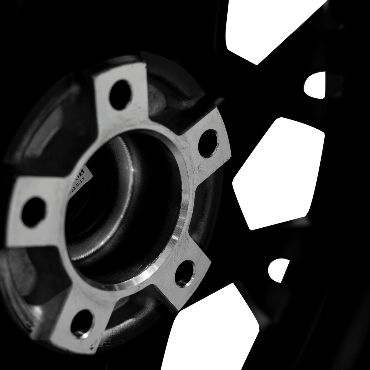 Urban Automotive | CAST WHEELS UC-9 24"