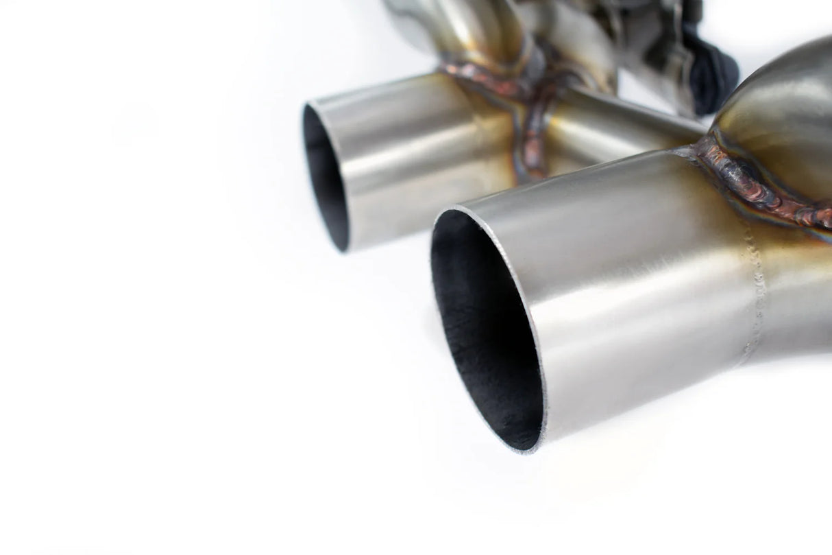 QuickSilver Titan Sport System | Aston Martin V12 Vantage