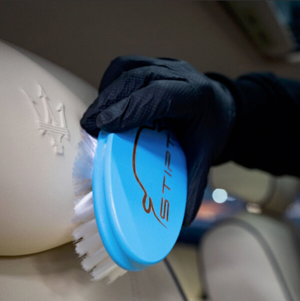 Stipt Cleaning Brush