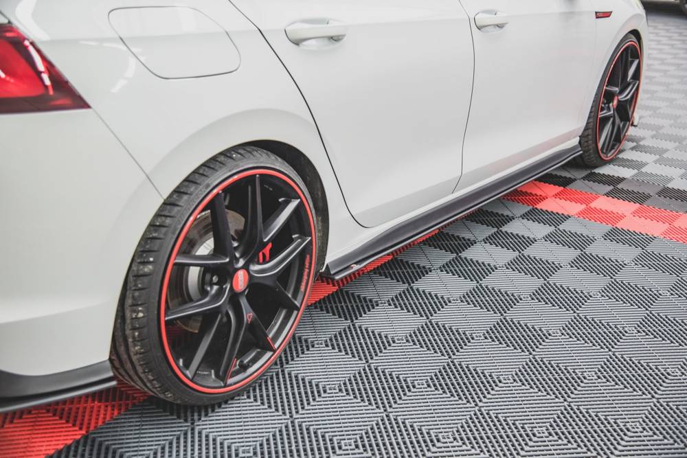 MAXTON RACING DURABILITY SIDE SKIRTS DIFFUSERS VOLKSWAGEN GOLF 8 GTI / GTI CLUBSPORT / R-LINE